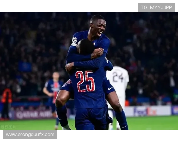 克瓦拉茨赫利亚双响巴黎3-1逆转胜欧塞尔 逆转之路精彩纷呈